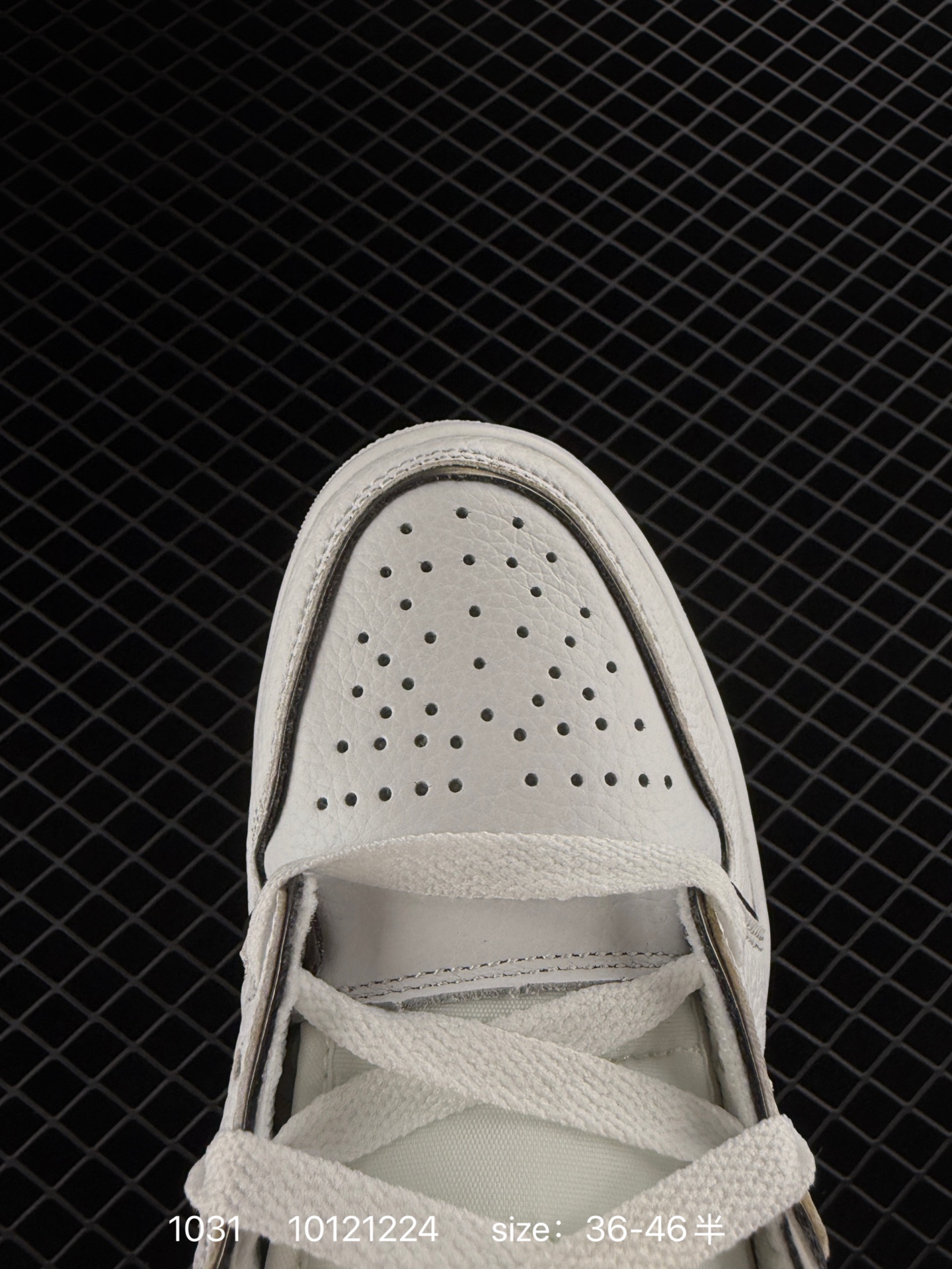 NIKE Air Jordan 1 Retro Mid